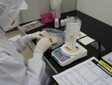衛生、品質管理部門6細菌検査1